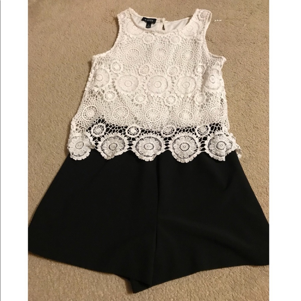 Black and White Romper!